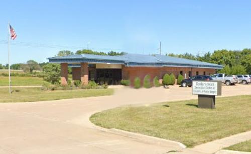 Exterior of Hammond-Henry Hospital Surgical Clinic - Galesburg