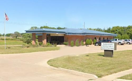 Exterior of Hammond-Henry Hospital Surgical Clinic - Galesburg